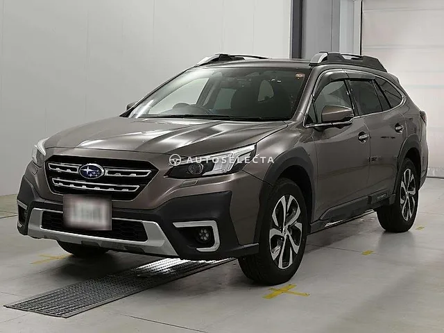 Subaru Outback 2022, auction grade 4.5