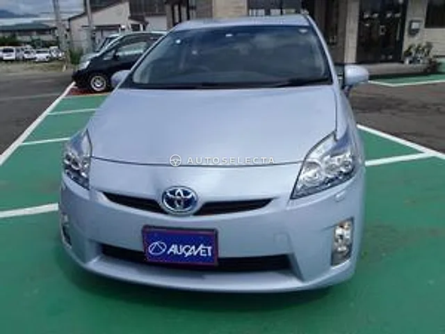 Toyota Prius 2011, auction grade 4.5