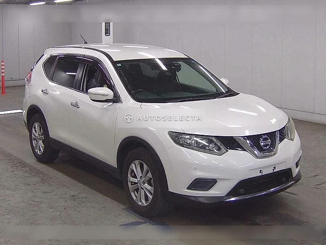 Nissan X-Trail 2016, auction grade 4