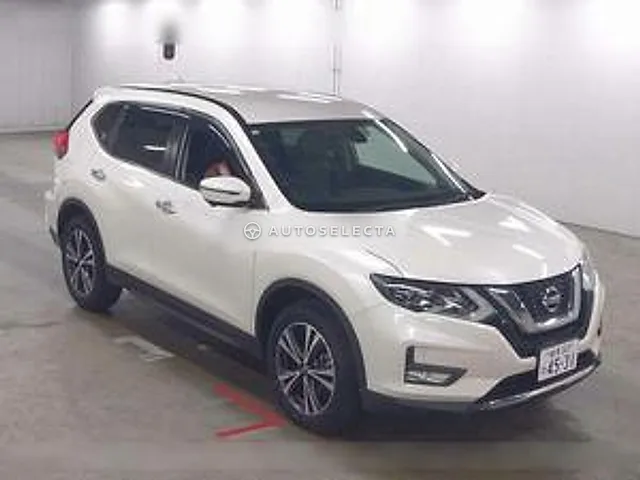 Nissan X-Trail 2018, auction grade 4