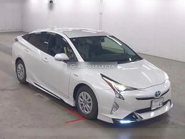 Toyota Prius 2016, auction grade 4.5