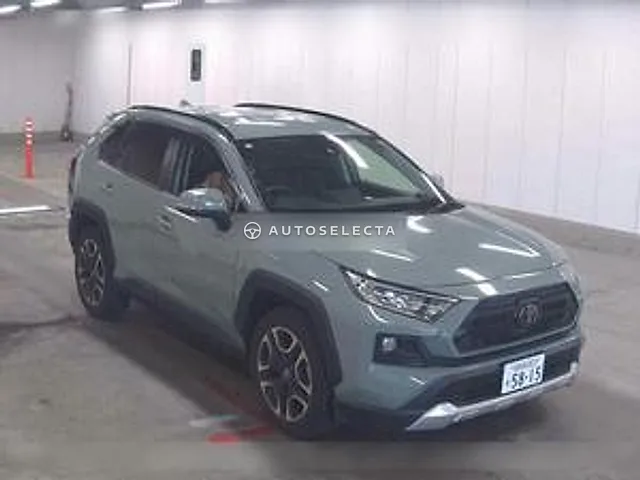 Toyota RAV4 2020, auction grade 4.5