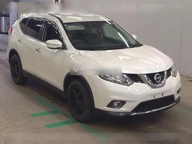 Nissan X-Trail 2014, auction grade 4