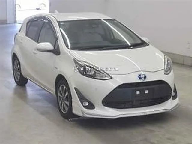 Toyota Aqua 2020, auction grade R