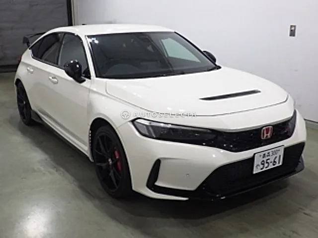 Honda Civic Type R 2025, auction grade 6