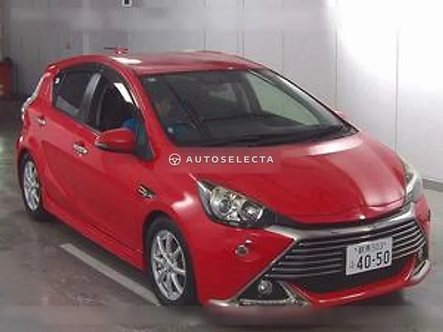 Toyota Aqua 2014, auction grade R