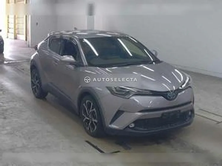 Toyota C-HR 2019, photo 1 of 1