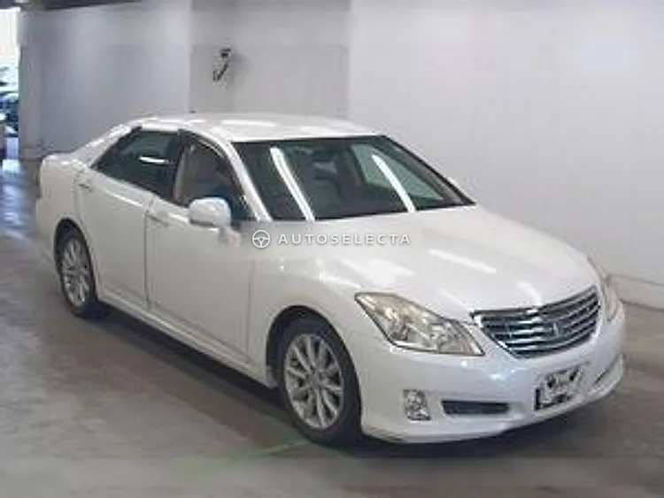 Toyota Crown 2009, photo 1 of 1