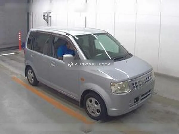 Nissan Otti 2009, photo 1 of 1
