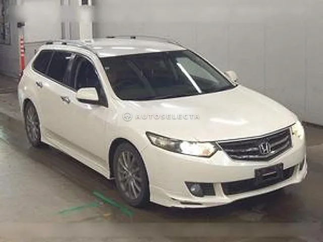 Honda Accord Tourer 2009, auction grade 4