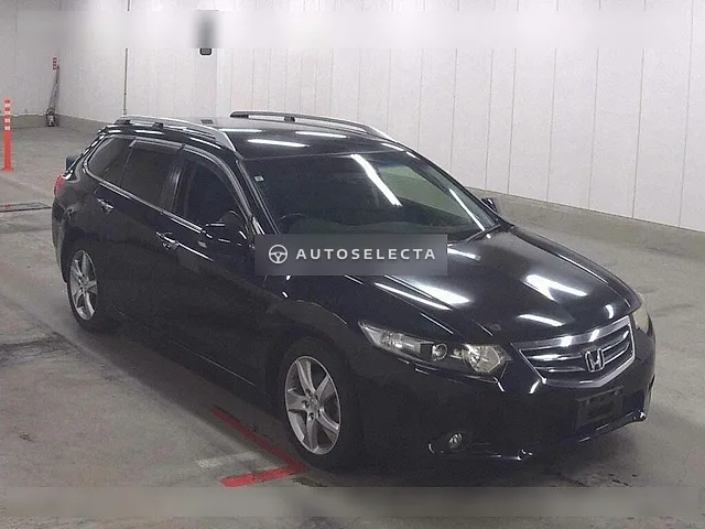 Honda Accord Tourer 2013, auction grade 4