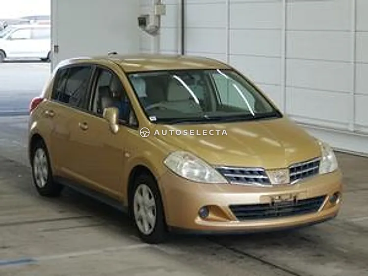Nissan Tiida 2012, photo 1 of 1