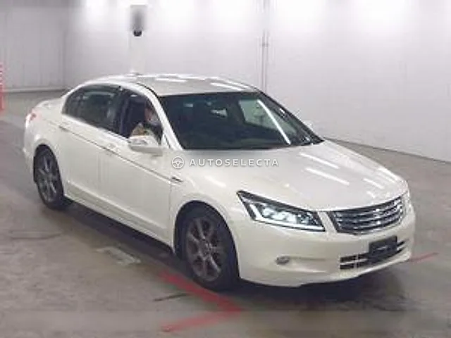 Honda Inspire 2008, auction grade 3.5