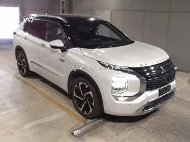 Mitsubishi Outlander 2022, auction grade 4