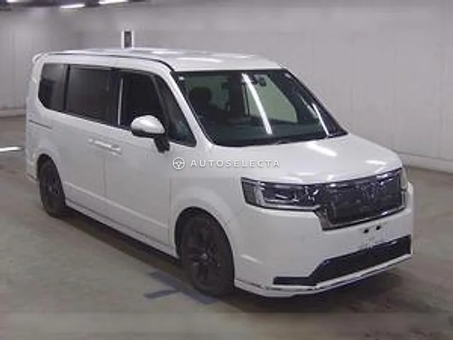 Honda Stepwgn Spada 2023, auction grade R