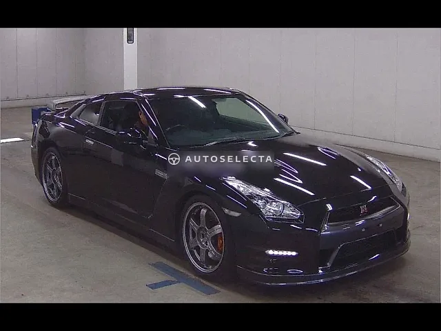 Nissan GT-R 2013, auction grade 4.5