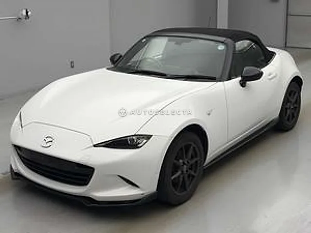 Mazda Roadster 2015, auction grade 4