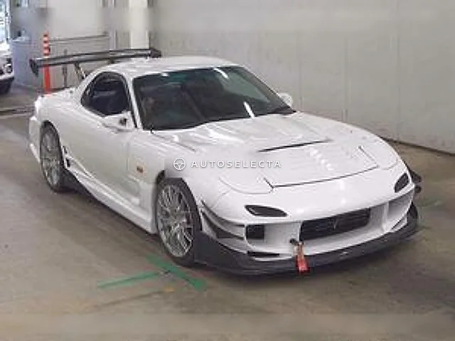 Mazda RX-7 2002, auction grade 3