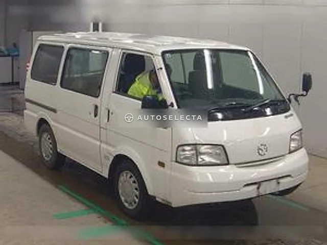 Mazda Bongo Van 2017, auction grade R