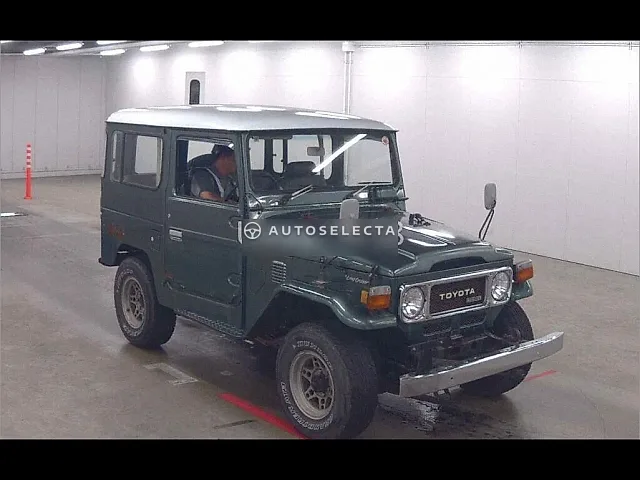 Toyota Land Cruiser 40 1980, auction grade 2