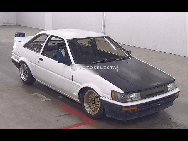 Toyota Corolla Levin 1985, auction grade R