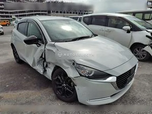 Mazda MAZDA2 2021