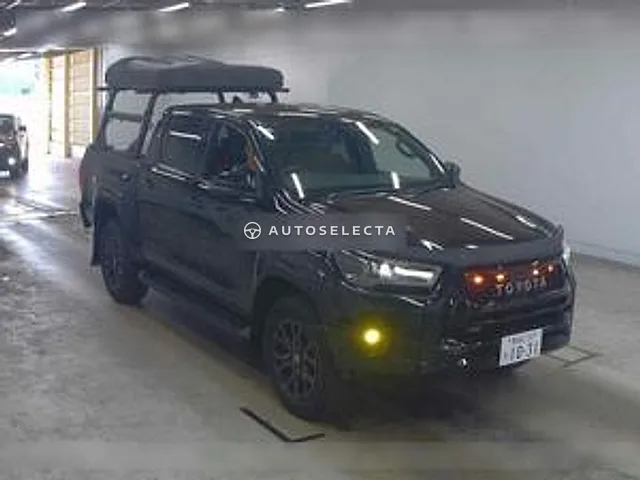 Toyota Hilux GR Sport 2024, auction grade 5