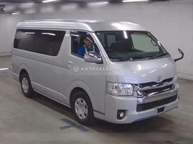 Toyota Hiace Wagon 2015, auction grade 3