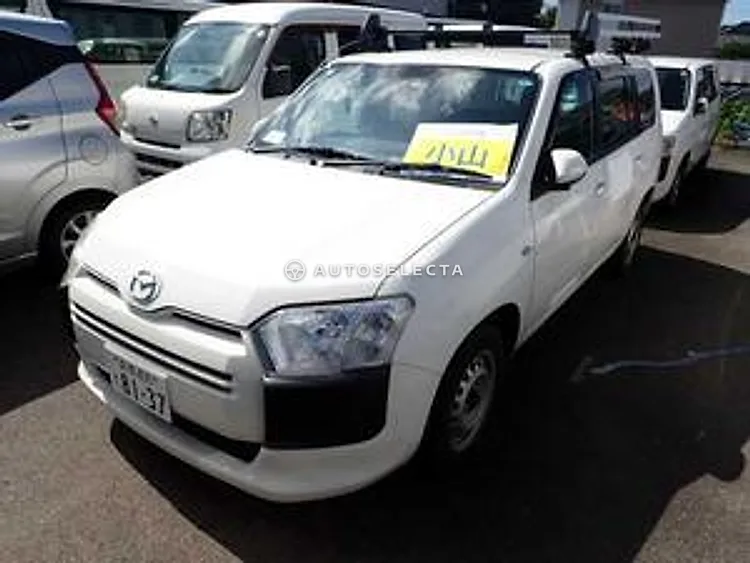 Mazda Familia Van 2021, photo 1 of 1
