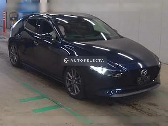 Mazda MAZDA3 Fastback 2019, auction grade 4