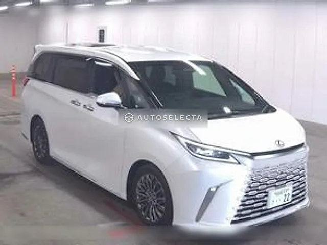 Lexus LM 2024, auction grade 5