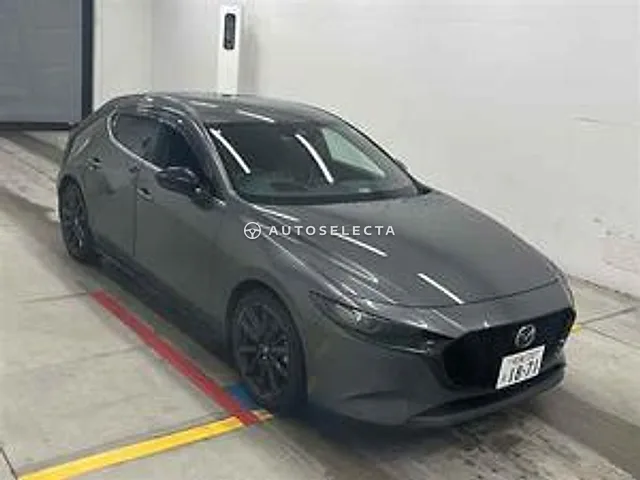 Mazda MAZDA3 2023, auction grade R