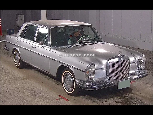 Mercedes-Benz S-Class 2003, auction grade R2