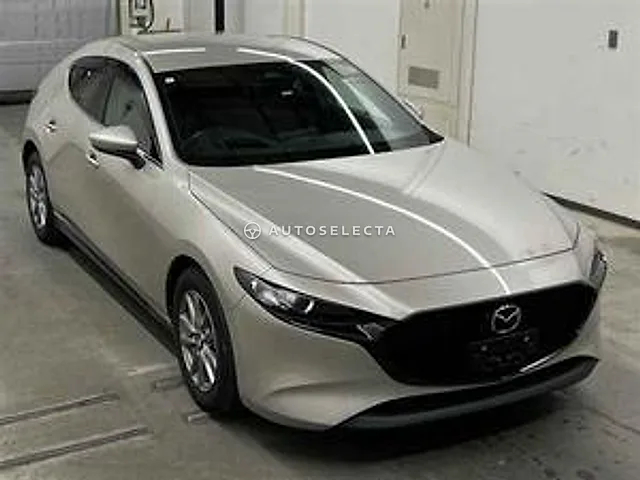 Mazda MAZDA3 Fastback 2023, auction grade 4.5