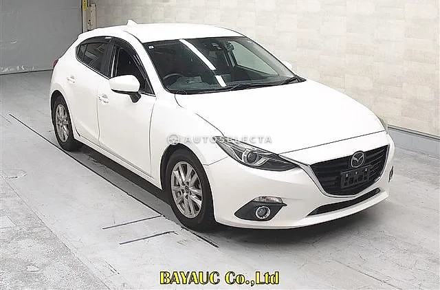 Mazda Axela Sport 2015, auction grade 3.5