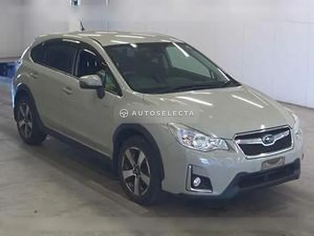 Subaru Impreza XV Hybrid 2016, auction grade 4