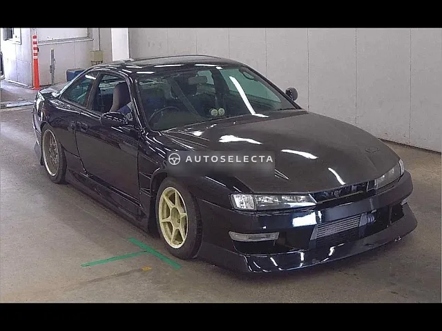 Nissan Silvia 1996, auction grade R
