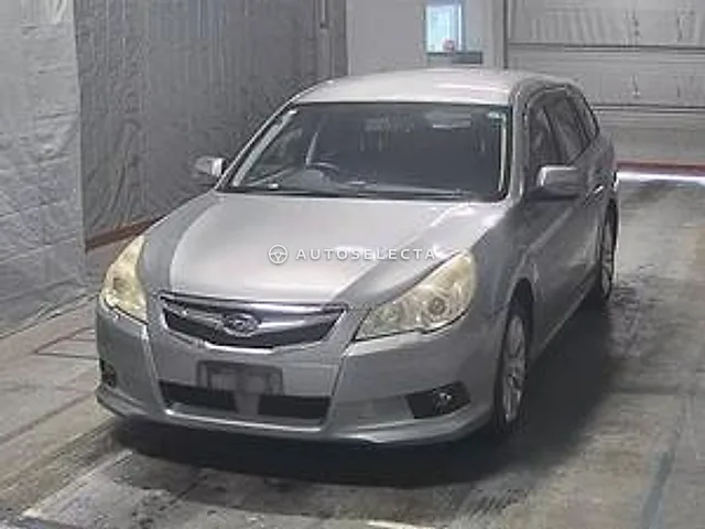 Subaru Legacy 2010, auction grade RA