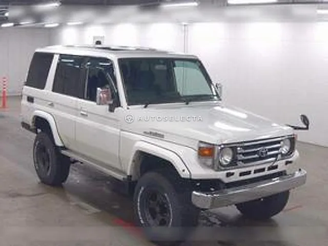 Toyota Land Cruiser 70 2003, auction grade 4