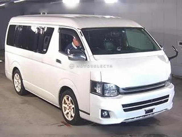 Toyota Hiace Wagon 2011, auction grade 3