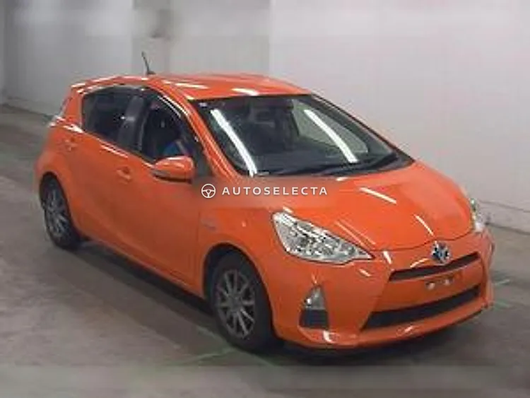 Toyota Aqua 2012, photo 1 of 1