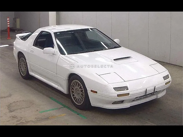 Mazda Savanna RX-7 1990, auction grade 4