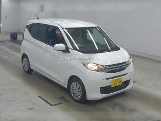 Mitsubishi eK Wagon 2025, auction grade 5