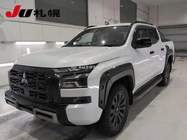 Mitsubishi Triton 2025, auction grade 4