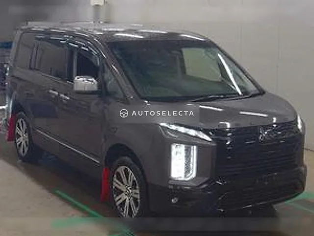 Mitsubishi Delica D:5 2021, auction grade R