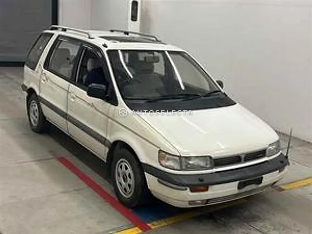Mitsubishi Chariot 1991, auction grade R