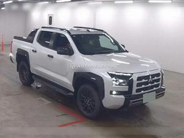 Mitsubishi Triton 2025, auction grade 5