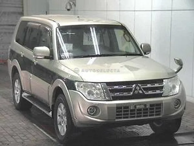 Mitsubishi Pajero 2013, auction grade 3