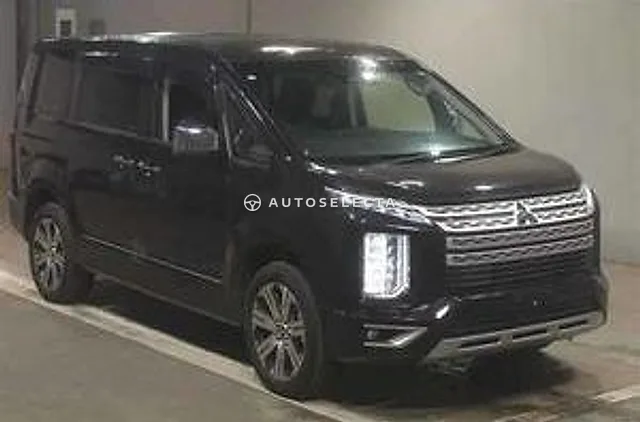 Mitsubishi Delica D:5 2023, auction grade 4.5
