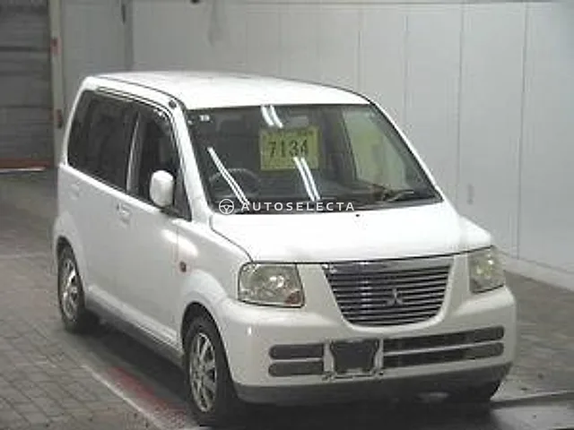 Mitsubishi eK Classy 2003, auction grade 3